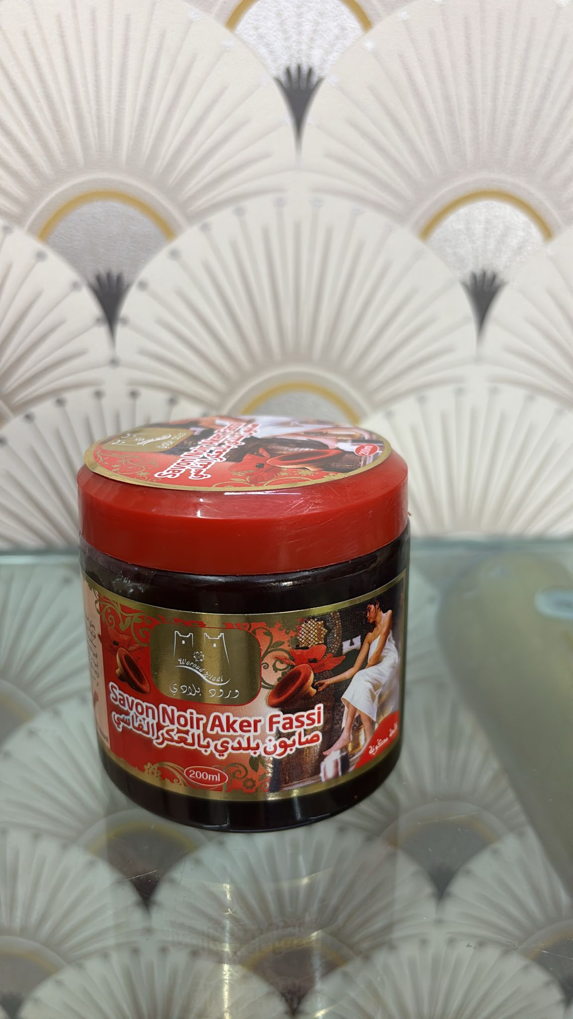 Jabón negro con Aker Fassi
