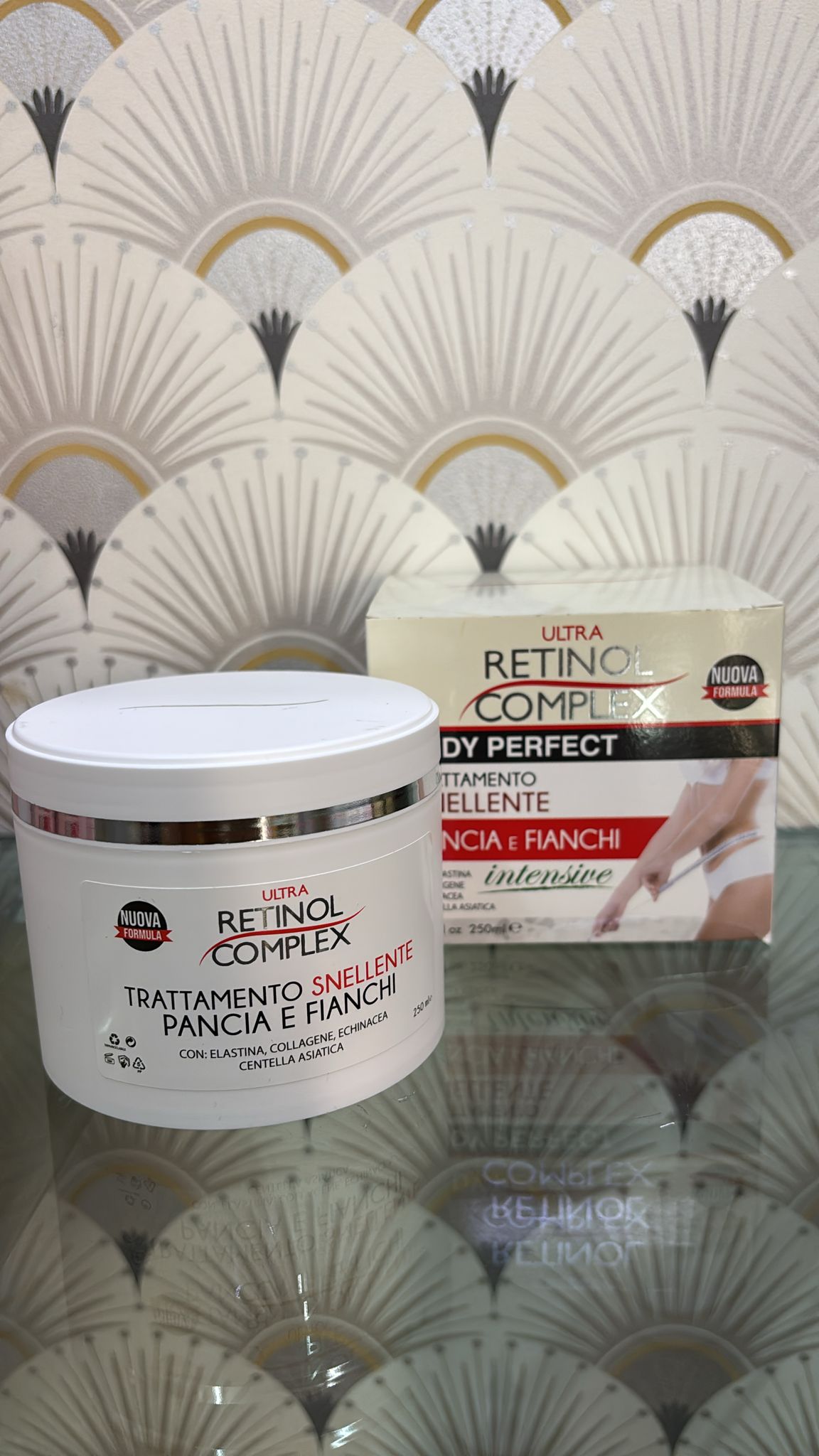 Tratamiento Chupapanzas para abdomen y caderas Retinol complex